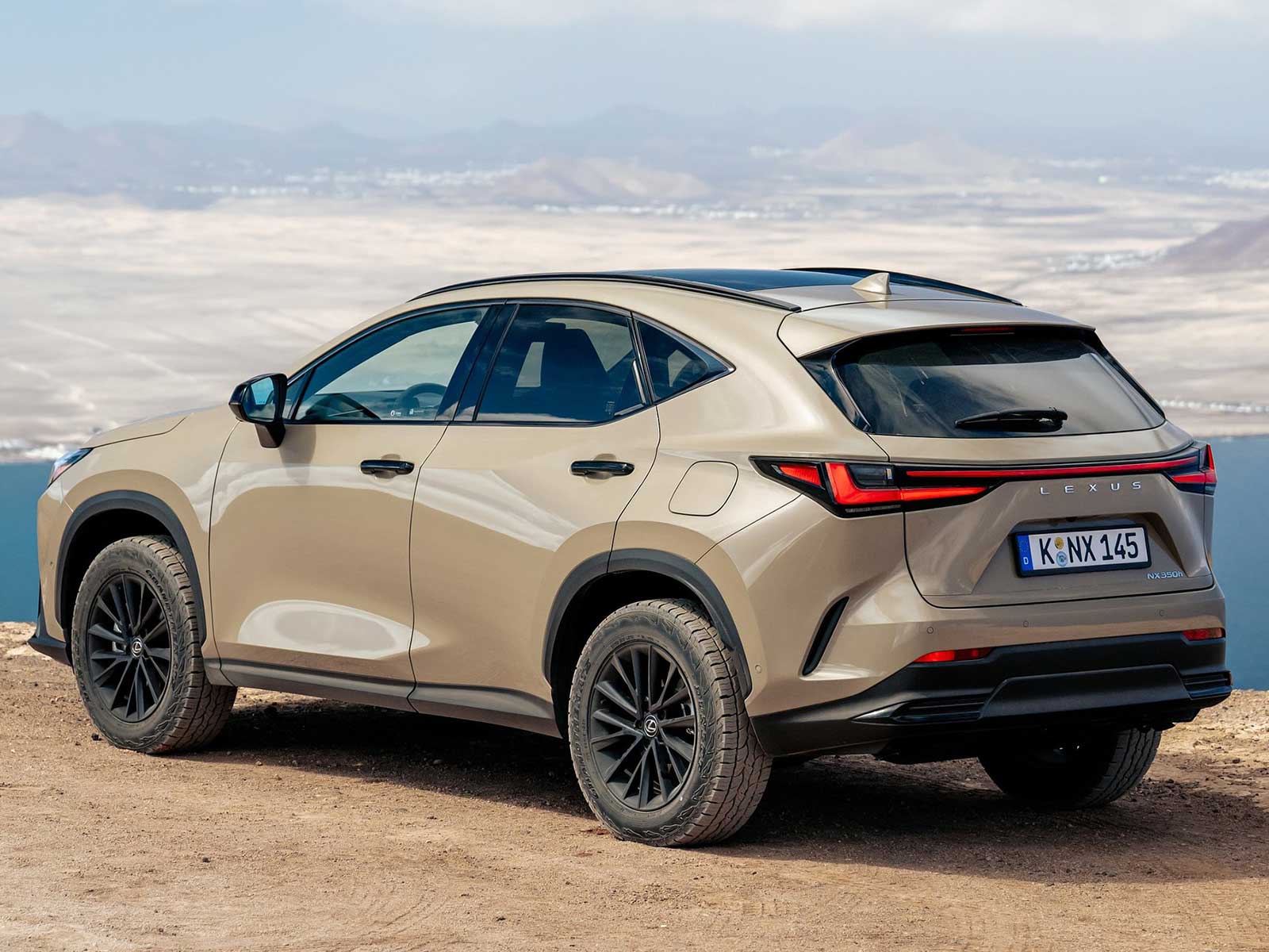 لکسس NX اورتریل ۲۰۲۵؛ تجربهای لوکس برای ماجراجویان لکسس NX اورتریل ۲۰۲۵؛ تجربهای لوکس برای ماجراجویان
