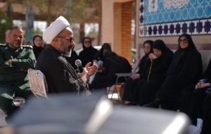 همه داشتههای امروزمان را مدیون خون شهدا هستیم همه داشتههای امروزمان را مدیون خون شهدا هستیم