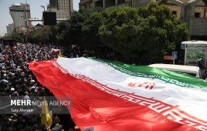 مشهد در انتظار میزبانی از خانواده شهدای رژیم صهیونیستی مشهد در انتظار میزبانی از خانواده شهدای رژیم صهیونیستی