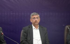 هیچگونه توصیه و فشار سیاسی را نمیپذیرم هیچگونه توصیه و فشار سیاسی را نمیپذیرم
