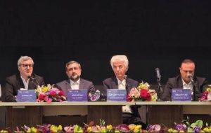 زنجیر قیمتگذاری دستوری به پای صنعت خودرو زنجیر قیمتگذاری دستوری به پای صنعت خودرو
