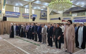 نماز عید سعید قربان در حسینیه سنندج اقامه شد نماز عید سعید قربان در حسینیه سنندج اقامه شد