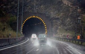 بارش باران در محورهای ارتباطی خراسان شمالی بارش باران در محورهای ارتباطی خراسان شمالی