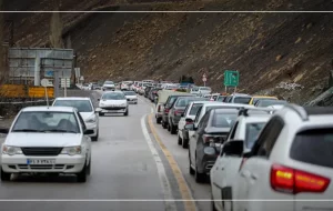 ترافیک سنگین در محورهای شمالی؛ محدودیتها همچنان ادامه دارد ترافیک سنگین در محورهای شمالی؛ محدودیتها همچنان ادامه دارد
