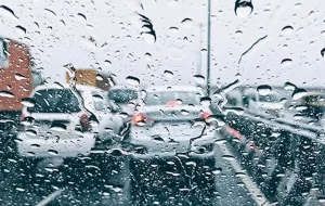 بارش باران و مهگرفتگی در گردنه های خراسان شمالی بارش باران و مهگرفتگی در گردنه های خراسان شمالی