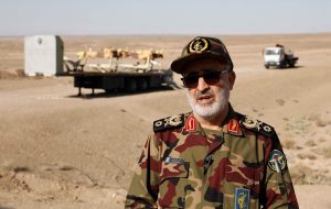 پیکر شهید شادمانی در کنار شهید حسین همدانی آرام میگیرد پیکر شهید شادمانی در کنار شهید حسین همدانی آرام میگیرد