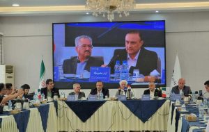 زنگ خطر در صنعت خودروسازی؛ احتمال تعطیلی قطعه سازان و تهدید ۴۰۰ هزار شغل زنگ خطر در صنعت خودروسازی؛ احتمال تعطیلی قطعه سازان و تهدید ۴۰۰ هزار شغل