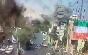 تصاویر انفجار میدان تجریش هوش مصنوعی بود؟؛ پخش ویدئویی برای اولین بار تصاویر انفجار میدان تجریش هوش مصنوعی بود؟؛ پخش ویدئویی برای اولین بار
