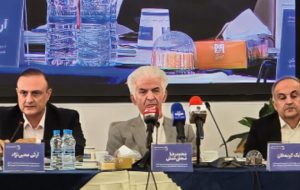 ۶۰ درصد ارزش خودرو در جیب دولت و دلالان! ۶۰ درصد ارزش خودرو در جیب دولت و دلالان!