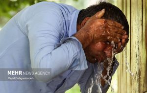 رگبار پراکنده در ارتفاعات شرقی تهران؛ افزایش دما تا پسفردا ادامه دارد رگبار پراکنده در ارتفاعات شرقی تهران؛ افزایش دما تا پسفردا ادامه دارد