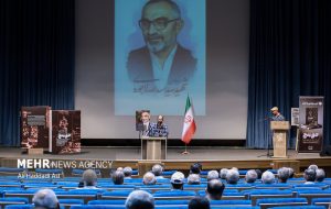 کتاب «حق پنج» رونمایی شد