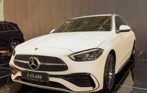 درخشش ستاره‌های ستاره ایران در نصف جهان؛ حضور مرسدس بنز در نمایشگاه خودرو اصفهان