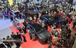 هجوم علاقهمندان به سالنهای خودرو؛ جایی برای سوزن انداختن نیست! هجوم علاقهمندان به سالنهای خودرو؛ جایی برای سوزن انداختن نیست!