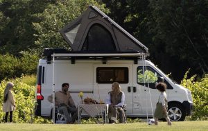 تمدید فروش نقدی و نقدی–اعتباری ون باری اینرودز (+زمان و قیمت)