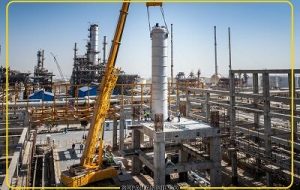 نصب تجهیزات اکستراکتورهای پروژه TDAE در پالایشگاه نفت سپاهان