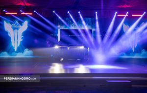 شب وویا در تهران؛ اعلام آغاز تولید خودروهای لوکس و برقی در ایران (+عکس)