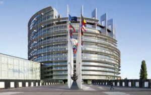 اروپا به واقعیت‌های صنعتی تن داد