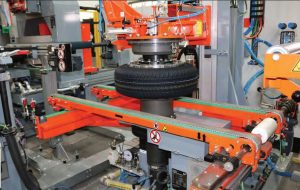 بحران ارز و جبر تحریم‌ها تایرسازان را به زیر ۳۰ درصد ظرفیت برد