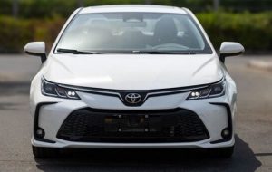 سهمیۀ بنزین خودروهای وارداتی زیر 1300 سی‌سی حذف نخواهد شد