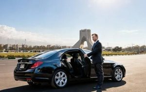 چرا اجاره خودرو با راننده در سال 1404 افزایش یافته است؟